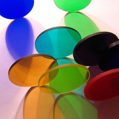 A5 οπτικά φίλτρα γυαλιού πολωτών RG715 φύλλων 5mm 200mm