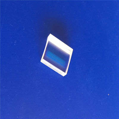 Ευθυγράμμιση που γυαλίζει τον οπτικό κυλινδρικό φακό γυαλιού